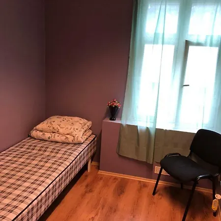 Tatari Hostel *